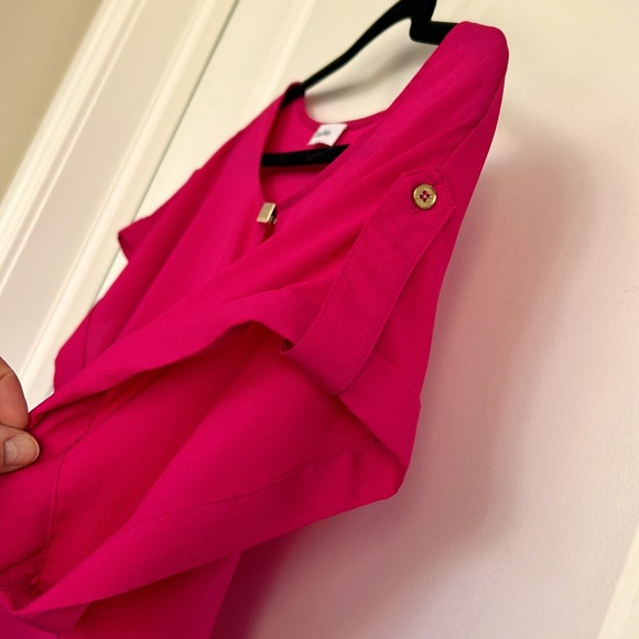 Calvin Klein top - Picture 3 of 4